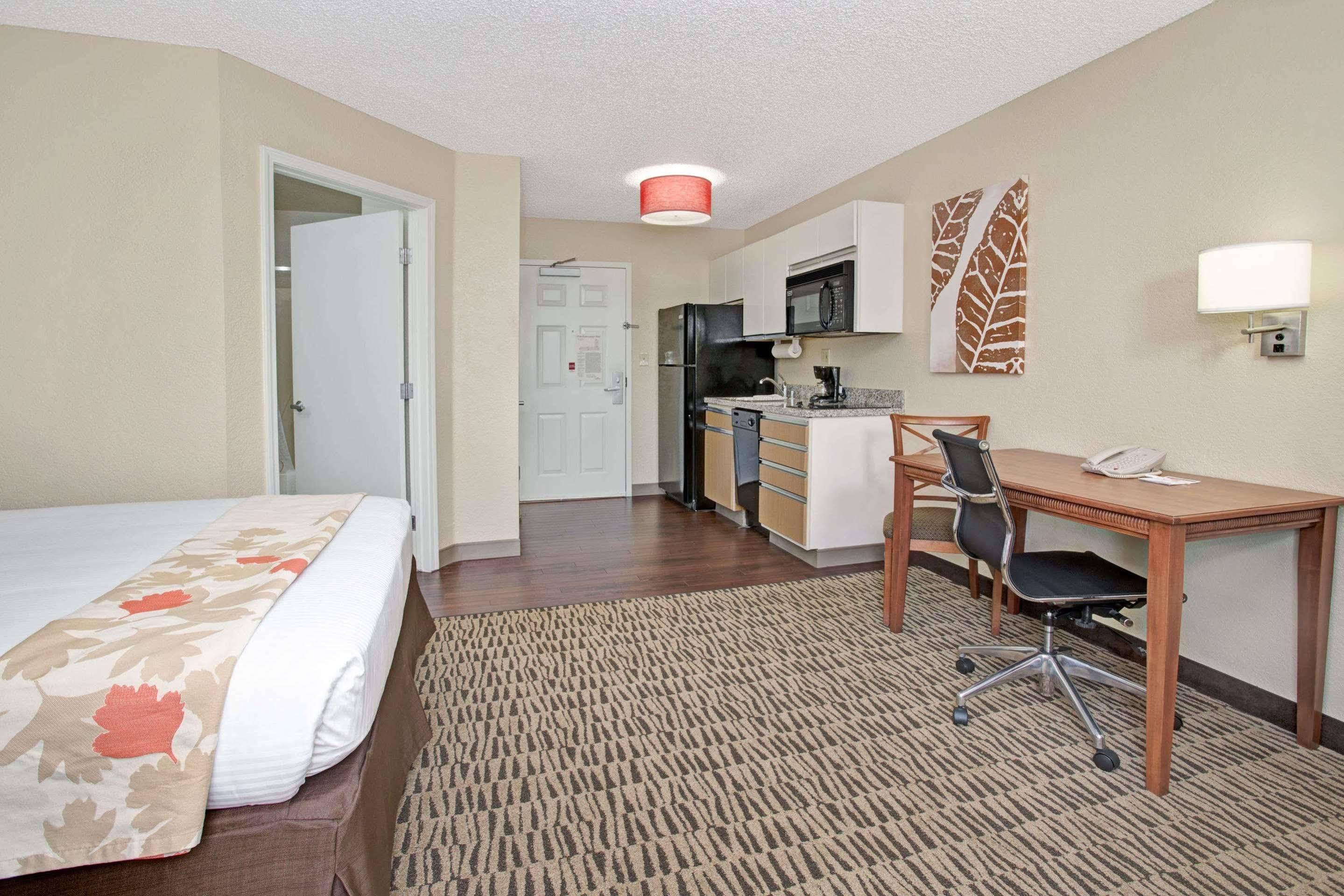 Mainstay Suites Denver Tech Center Сентенниал Экстерьер фото