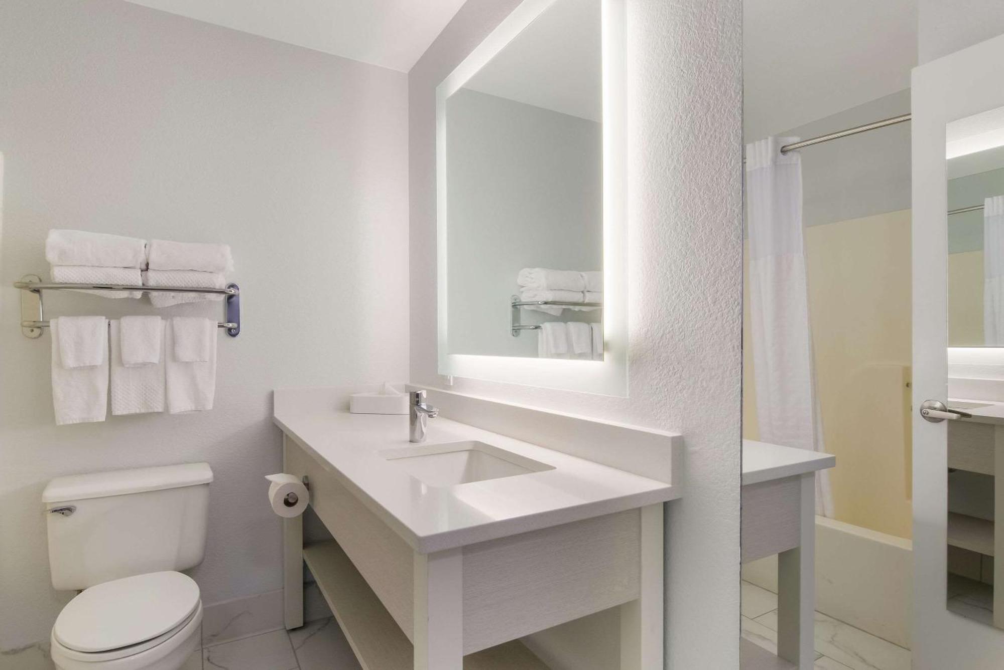 Mainstay Suites Denver Tech Center Сентенниал Экстерьер фото